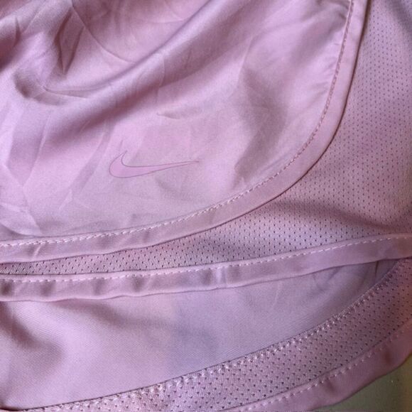 Nike Dri-Fit Running Shorts pink Mesh Sides Lined Size Medium - Picture 2 of 10